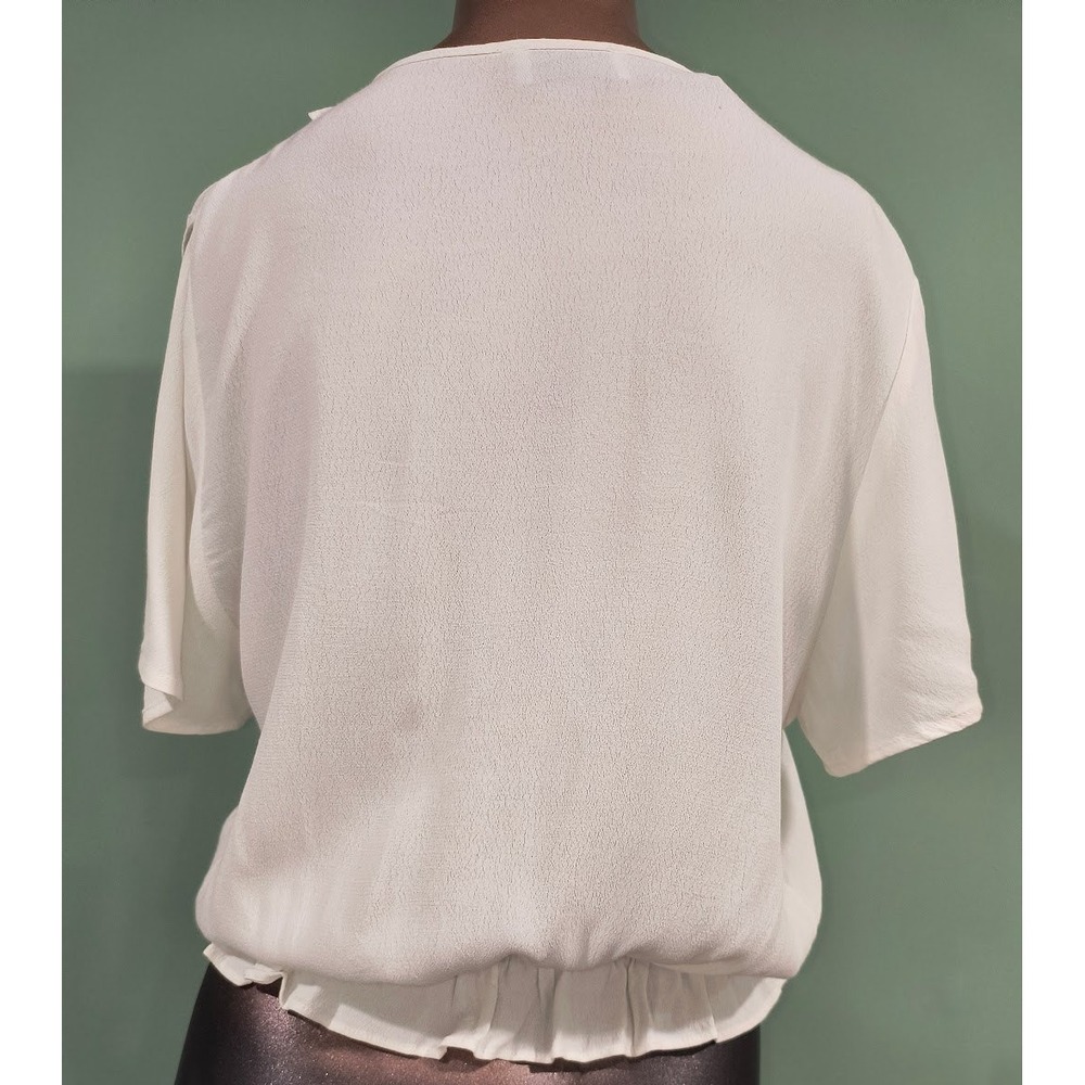 Dress Forum Cream Ruffle V-Neck Button Front Peplum Blouse Juniors Large NWT - Picture 3 of 7